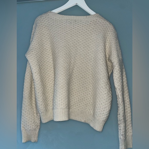 Loved, in Good Condition, Women’s Rw&Co Cream Crewneck Knit Sweater Size Small - Picture 4 of 6